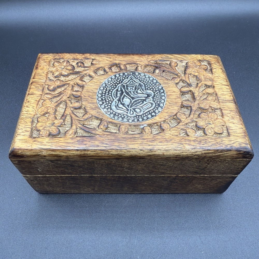 Vtg Wooden Floral Hand Carved Trinket Box Ganesha Decorative Hinged India